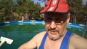 Каркасный бассейн очистка зеленкой и перекисью. как почистить дно без затрат #intex #бассейн