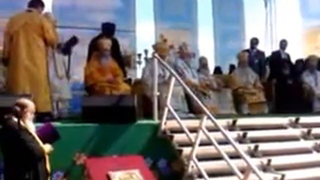 ЛИТУРГИЯ В МИНСКЕ НА СТАРОМ ЗАМЧИЩЕ 2013 07 29 12 ч. 15 м. 41 смотреть онлайн