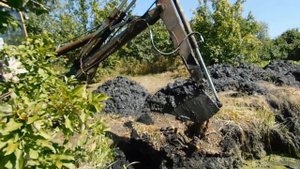 Копаем пруд в саду - 3! Свой пруд для зарыбления и отдыха!