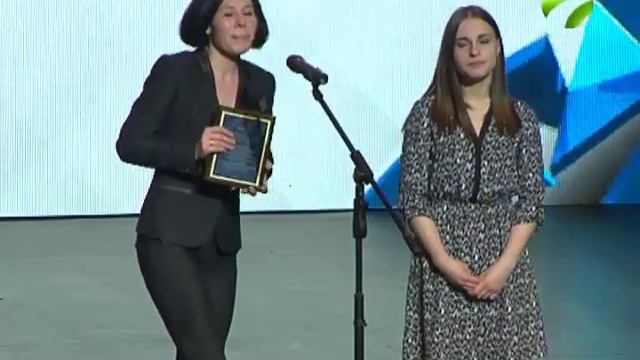 Летящий голубь смотреть онлайн