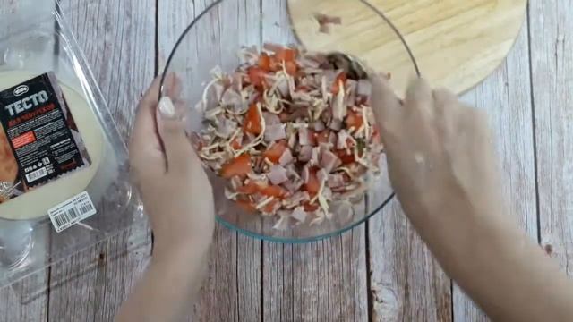 Чебуреки из Готового Теста "Тестов" - Быстро и Очень Вкусно! Чебуреки с Ветчиной, Сыром и Помидорам