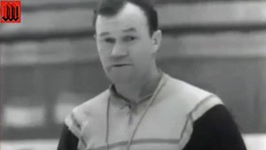 ЛЕГЕНДЫ НАШЕГО ХОККЕЯ /АЛЕКСАНДР ЯКУШЕВ