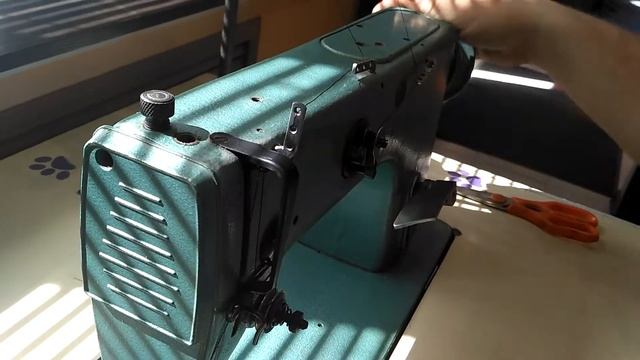 1022м промышленная швейная машина