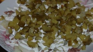 Салат Оливье со сметаной