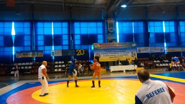 Болевой прием на колено смотреть онлайн