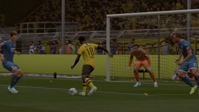 Youssoufa Moukoko in FIFA 20 смотреть онлайн
