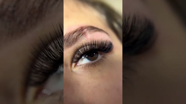 Кто любит густые реснички ? смотреть онлайн