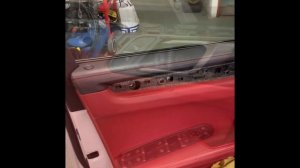 Как снять переднюю карту Porsche Macan.