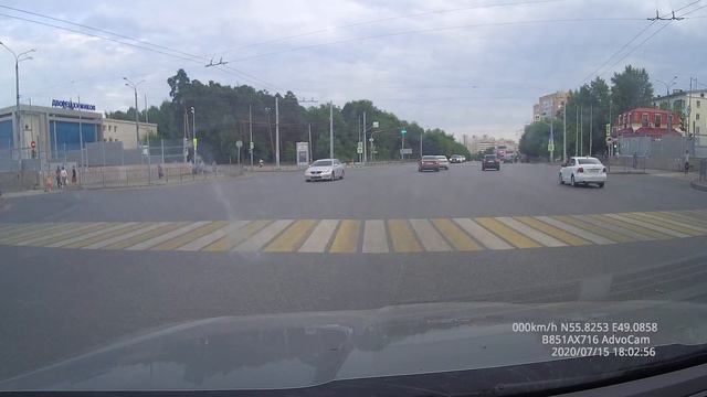 № 57 Проезд на запрещающий сигнал светофора е019ес/716 смотреть онлайн