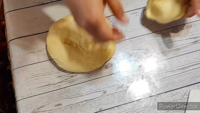 А ВЫ УКСУС ДОБОВЛЯЕТЕ В ТЕСТО?А ЗРЯ?ВЕК ЖИВИ ВЕК УЧИСЬ.ПИРОГИ .