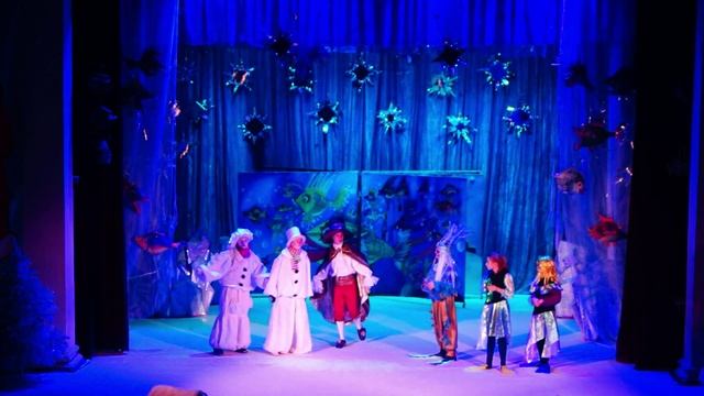 Спектакль "Бал Снежной Королевы" смотреть онлайн