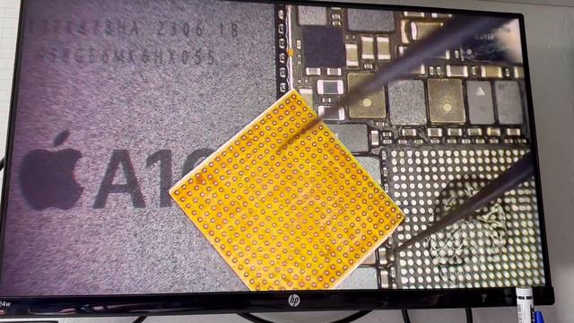 iPhone 14 Pro не включается смотреть онлайн