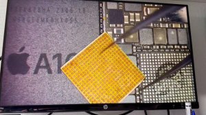 iPhone 14 Pro не включается