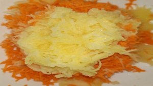Сочные котлеты из фарша, картошки и моркови в духовке