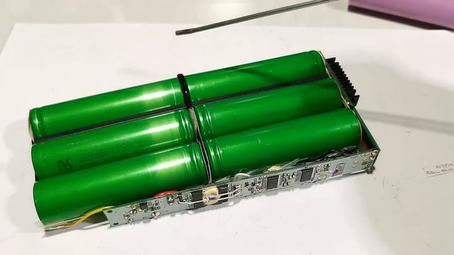 ВОТ ПОЧЕМУ вы возможно не сможете сами починить аккумуляторную батарею от НОУТБУКА смотреть онлайн