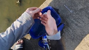 Рыбалка с рогаткой. Сколько нужно наматать шнур на катушку(как правильно) Подстрелил хорошего карпа