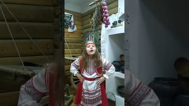 Русская народная песня "Я на горку шла". Исполняет Хомякова Елизавета. смотреть онлайн