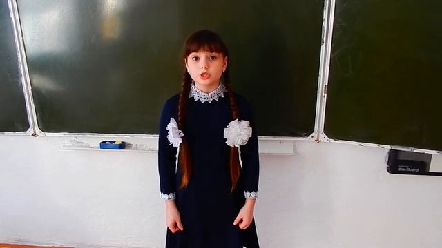 Страна читающая — Арина Васильева читает произведение «В классе» М. И. Цветаевой
