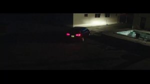 Он отправляет свою копию на свидания, так как ему лень ухаживать за женщинами