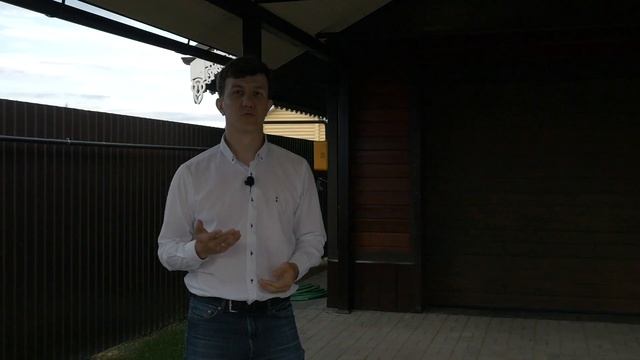Навес из металлоконструкций покрытого металлочерепицей