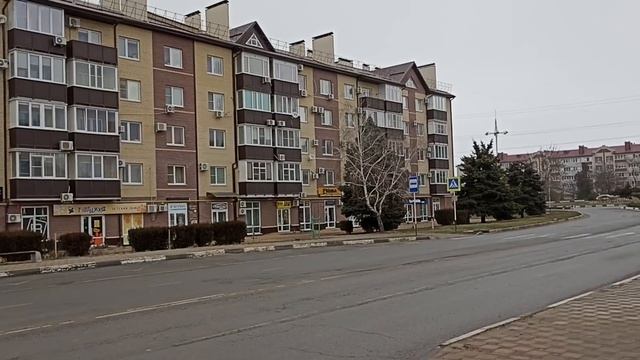 ПЕРЕЕЗД НА ЮГ/Магазин "деревяшка" в ЕЙСКЕ/Прогулка до ЛИМАНА!
