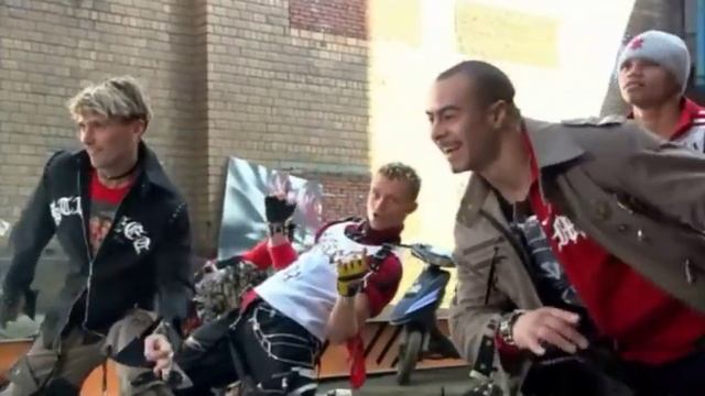 STREET JAZZ / СТРИТ ДЖАЗ смотреть онлайн