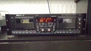 Запись музыки на телефон Tascam 322