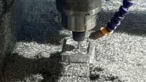 обработка алюминия д16т на бюджетном фрезерном станке с ЧПУ.
