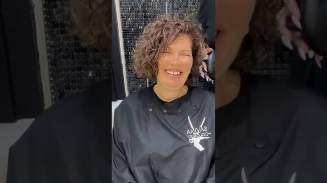 СТРИЖКА КАРЕ НА КУДРЯВЫЕ ВОЛОСЫ 50+/SQUARE HAIRCUT FOR CURLY HAIR 50+ #модаикрасота #каре