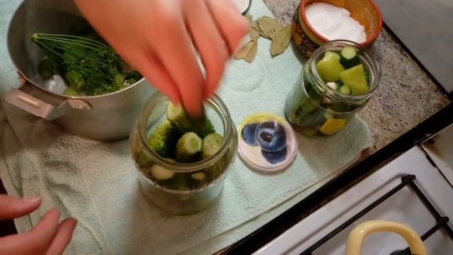 как мариновать огурцы простой рецепт