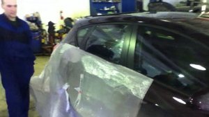 Opel Astra J Разбиваем стекло