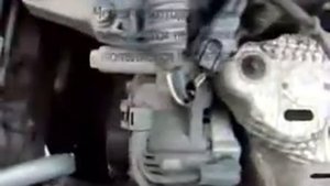 Звук двигателя Toyota Vitz 2006 1KR. Engine sound.