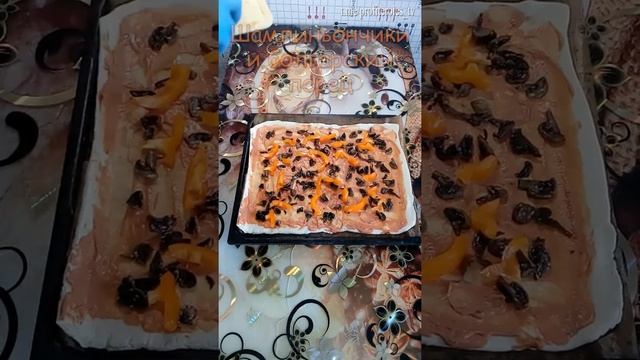 Готовлю такую пиццу каждые выходные, половина вегетарианская)) Pizza