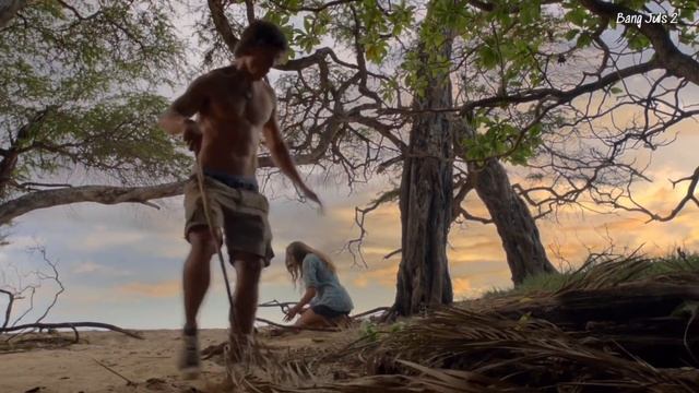 BLUE LAGAOON - Terjebak dipulau bersama seorang Wanita Cantik. Pria Ini Tak melewatkan kesempatanny смотреть онлайн