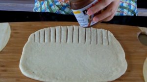 How to make Bread with Nutella 烤面包 baking bread