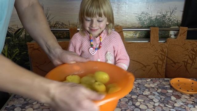 Рассказываю СЕКРЕТЫ приготовления золотистого картофеля в духовке. Хрустящая корочка и мягкий внутр