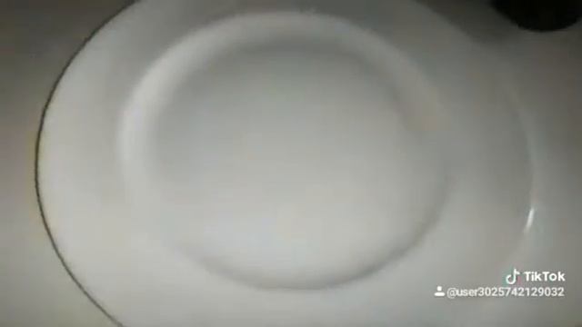 Тропический салат с креветками и манго. смотреть онлайн