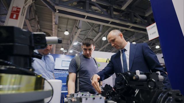 EXPO - день второй! смотреть онлайн