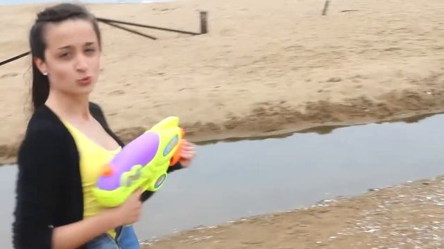 Summer. Sea. Friends. смотреть онлайн