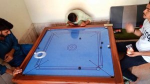 Carrom master king my favourite game carrom board support all fans?