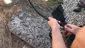 Прокладываем электрический кабель под землей
