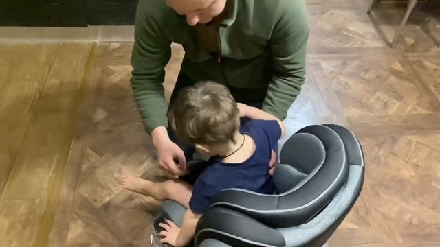 Распаковка нового детского Автокресла Osann Eno 360 SL