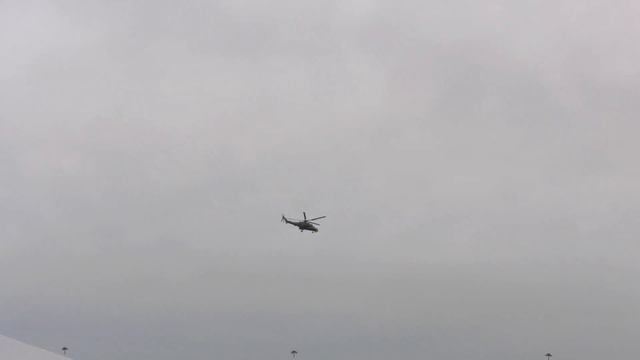 HELICOPTERS IN FLIGHT. INTERNATIONAL AVIATION AND SPACE SALON МАКС 2017 4К смотреть онлайн
