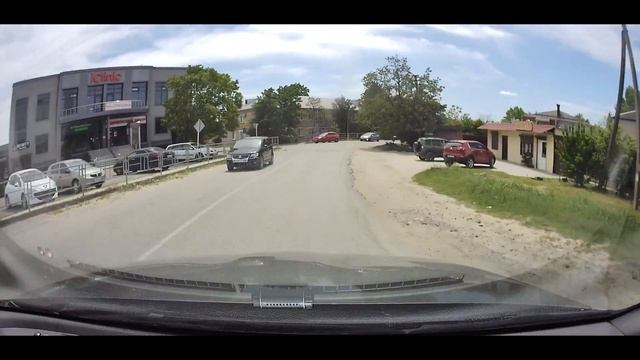 Южный город у двух морей. Темрюк. Поездка на машине по весенним улицам. смотреть онлайн