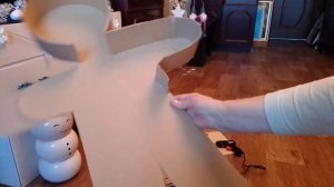 Пряник предновогодний. Мастерю его из картона и украшаю кремом.