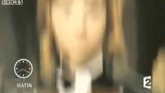 Интервью Мишель Мерсье и Робера Оссейна в Каннах 2010 г. (субтитры) смотреть онлайн