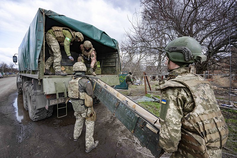 Украинские боевики отступают из Артемовска в сторону Часова Яра / События на ТВЦ