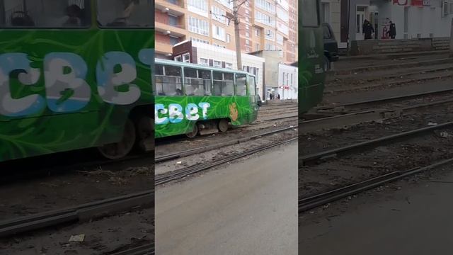 а вот и "леспросвет" или просто Томский трамвай 5 смотреть онлайн