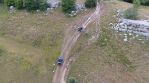Прогулка на квадроциклах. Вид с квадрокоптера