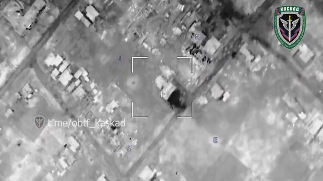 Артиллеристы ОБТФ ДНР "Каскад" при поддержке БЛА разносят опорный пункт украинских неонацистов смотреть онлайн